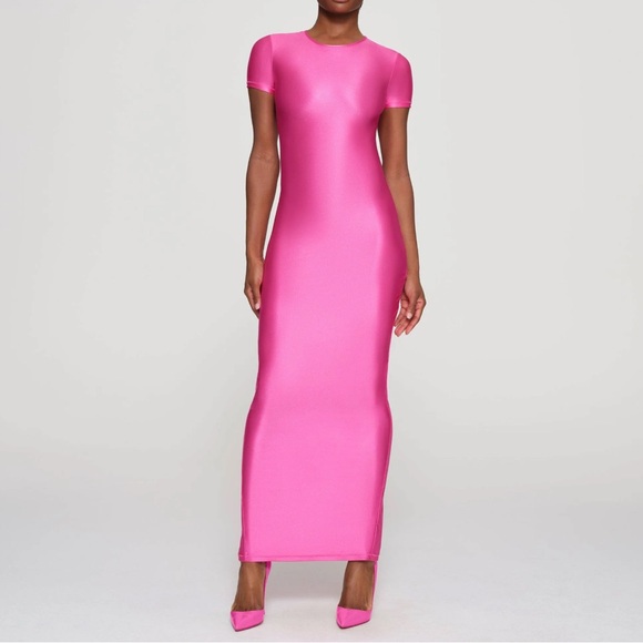 SKIMS Shine Spandex Jersey Vibrant Pink Maxi Dress,NWT,flaw - Picture 1 of 12